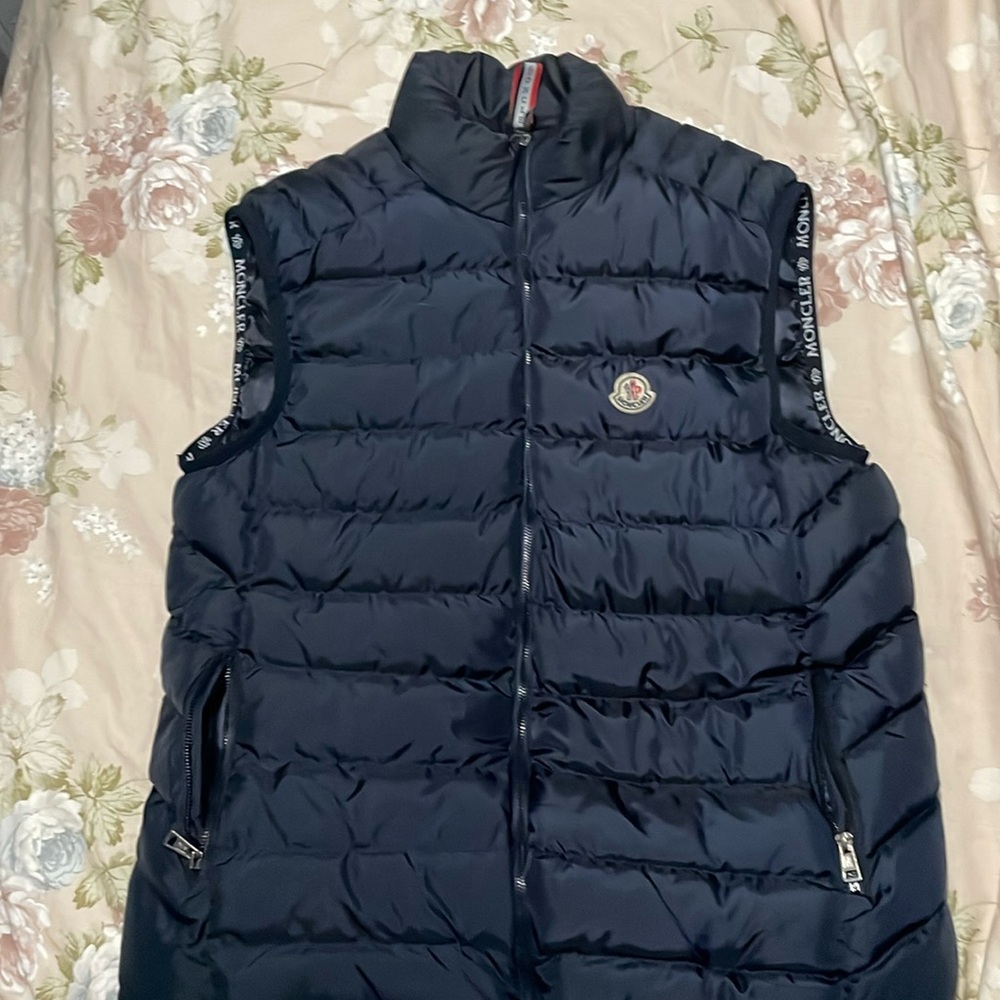 Moncler vest